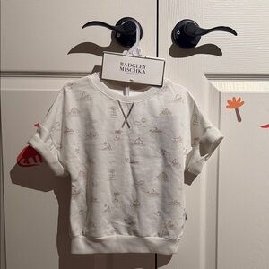 NWOT Badgley Mischka Kids Graphic Sweatshirt and Sweatshorts Set, Size 3T